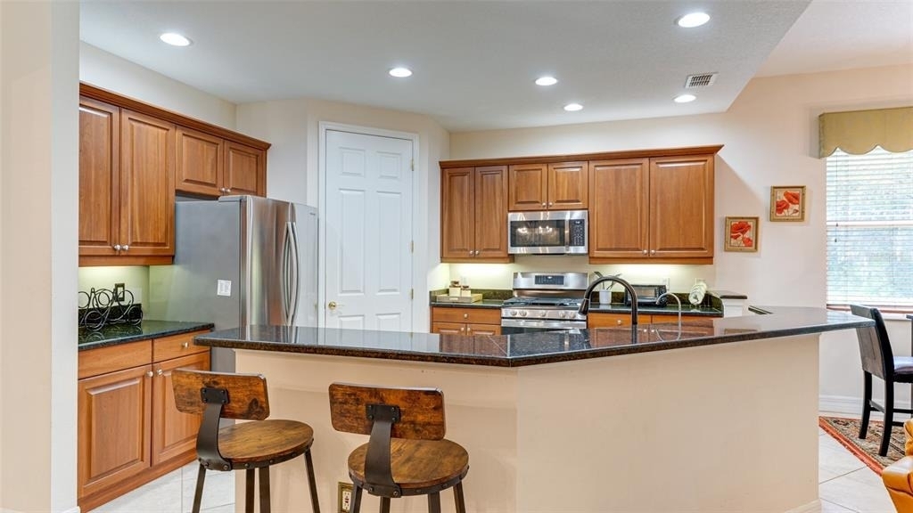 9454 Discovery Terrace - Photo 9