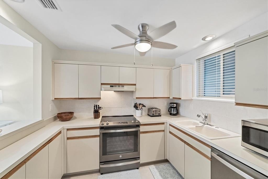 500 S Washington Drive - Photo 4
