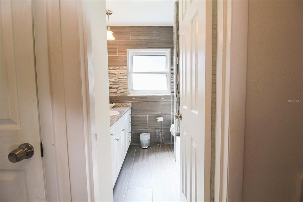 3223 Rowena Street - Photo 23