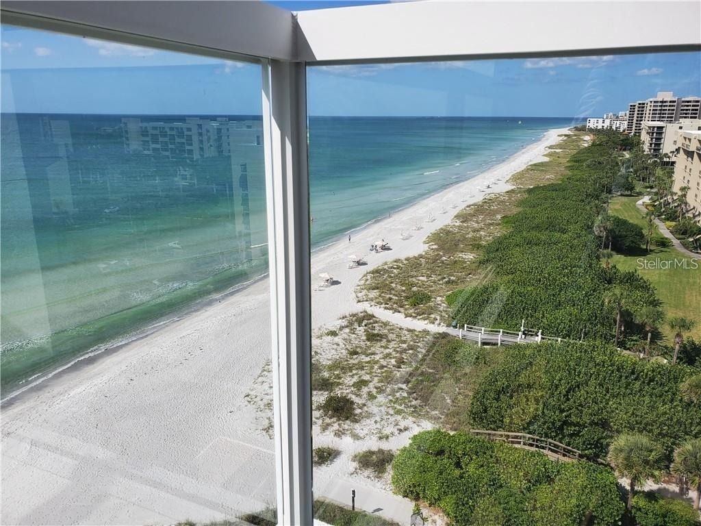 1050 Longboat Club Road - Photo 9