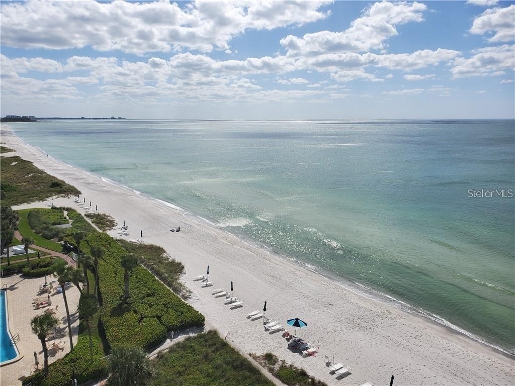 1050 Longboat Club Road - Photo 24