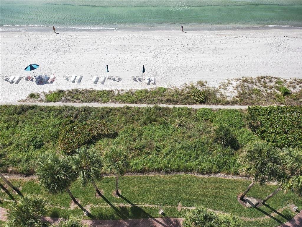 1050 Longboat Club Road - Photo 25