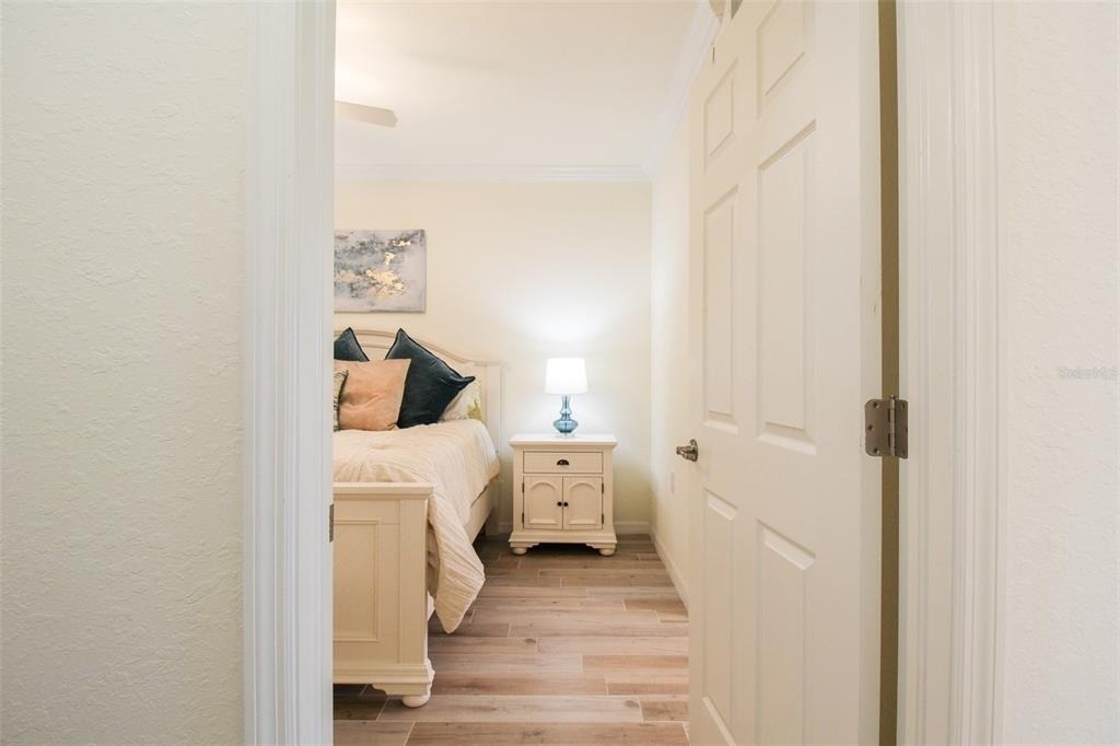 16814 Vardon Terrace - Photo 12