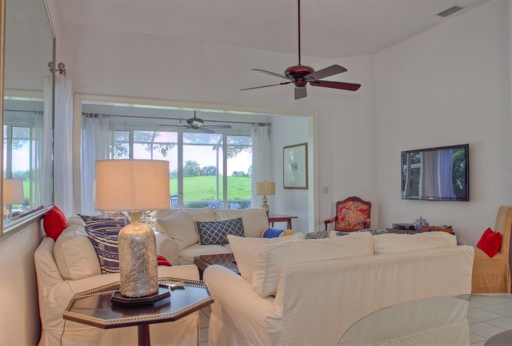 7911 Whitebridge Glen - Photo 12