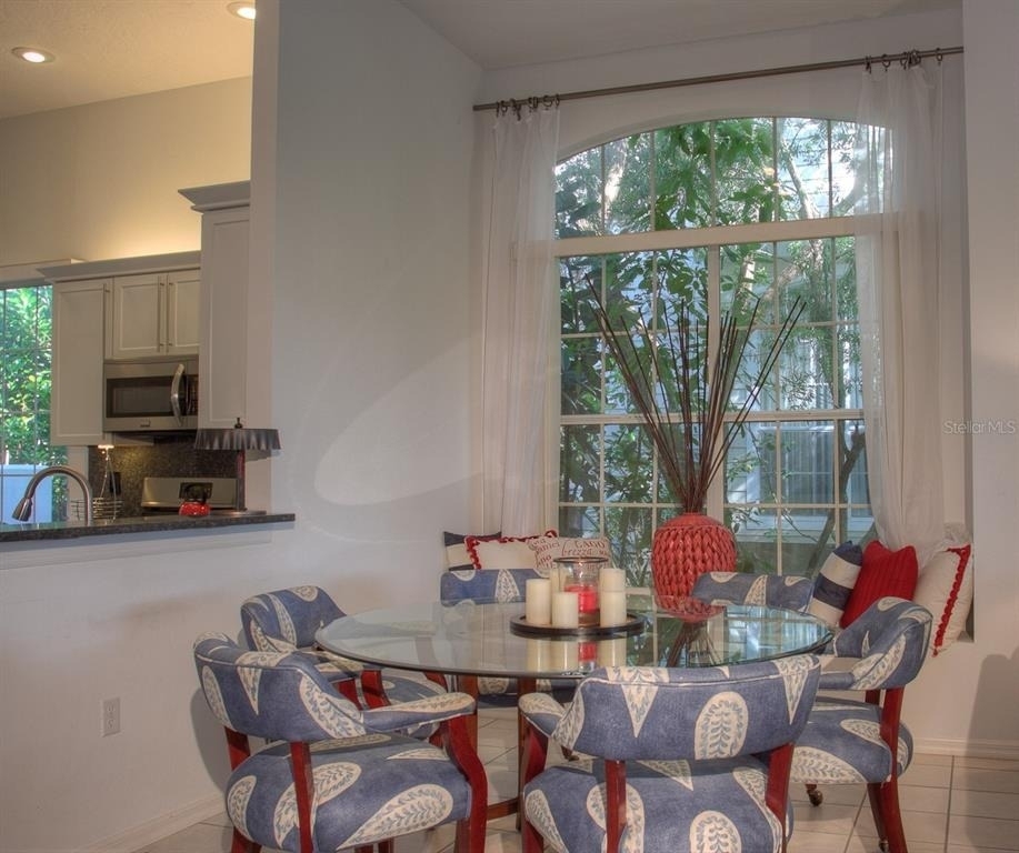 7911 Whitebridge Glen - Photo 14