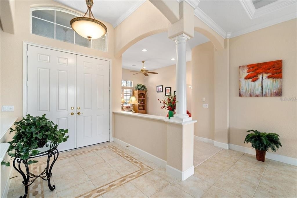 1023 Rainbow Court - Photo 2