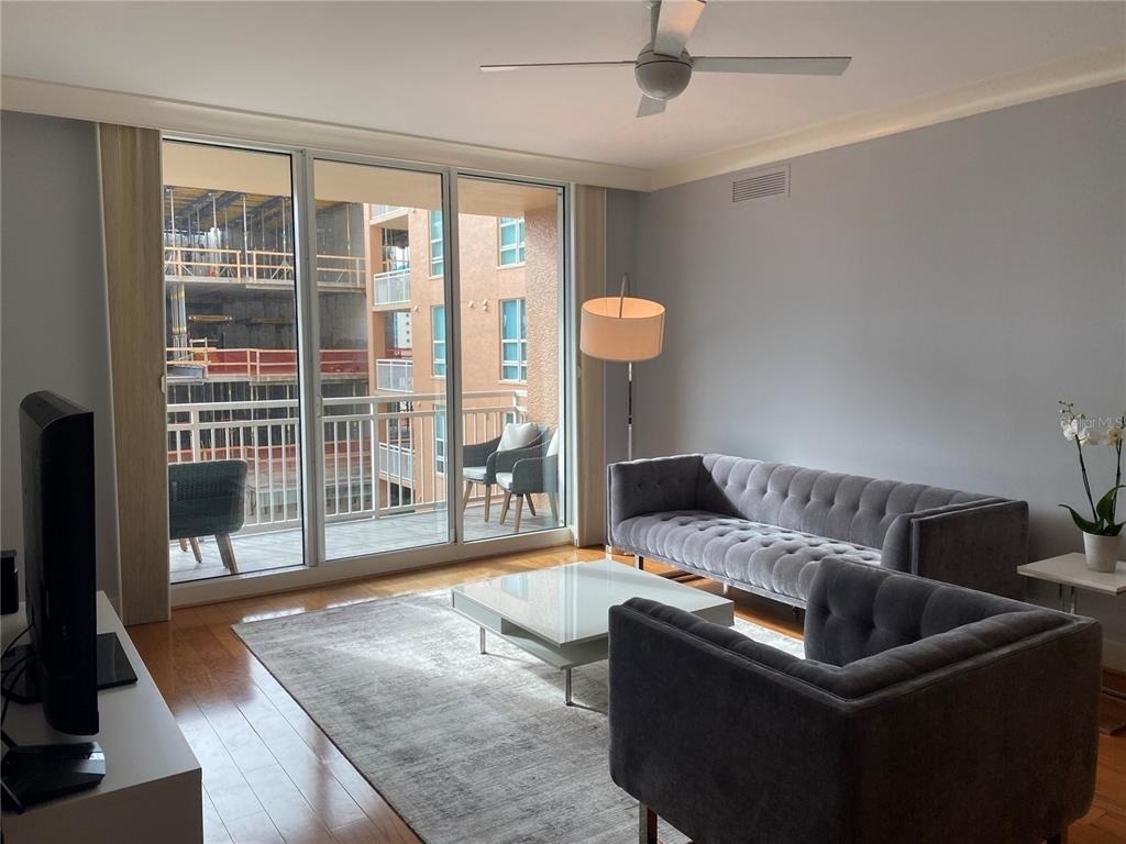 1350 Main Street - Photo 14