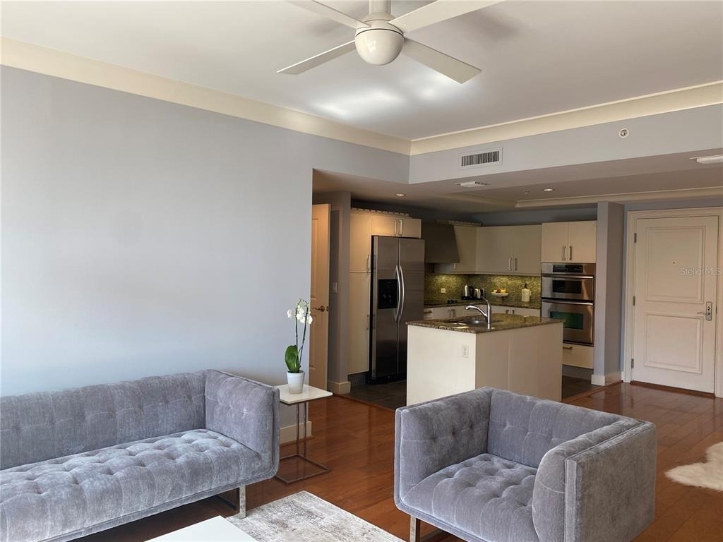 1350 Main Street - Photo 17
