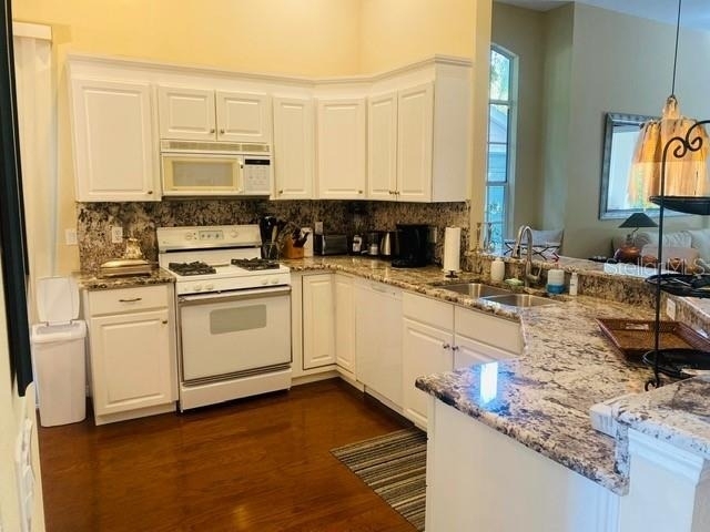 7711 Whitebridge Glen - Photo 3