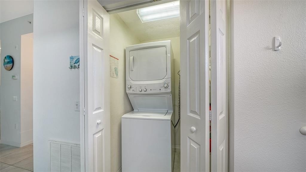8375 Glenrose Way - Photo 22