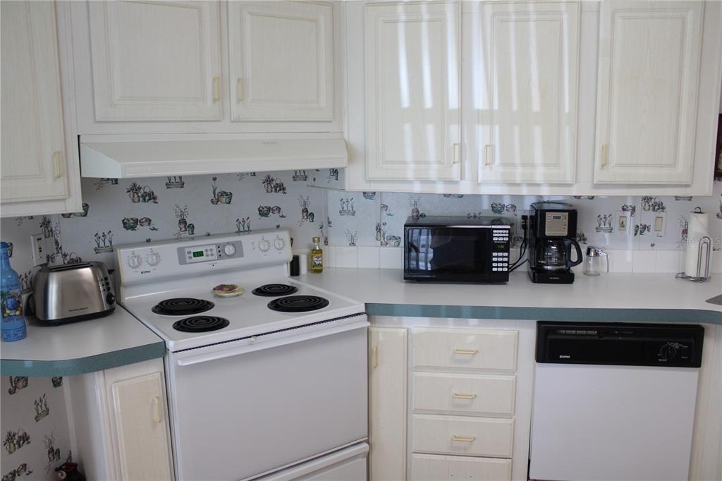 8314 Nancy Lane - Photo 3