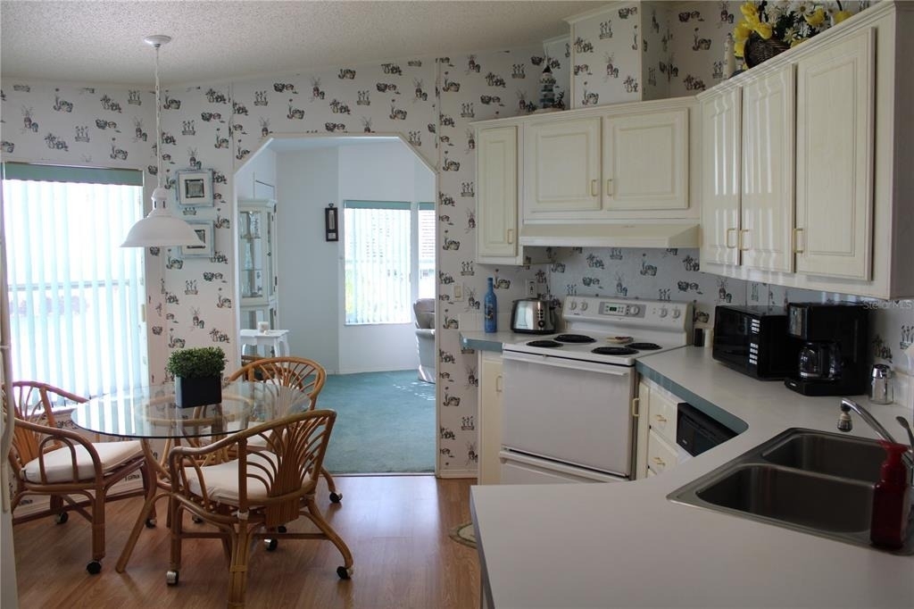 8314 Nancy Lane - Photo 5