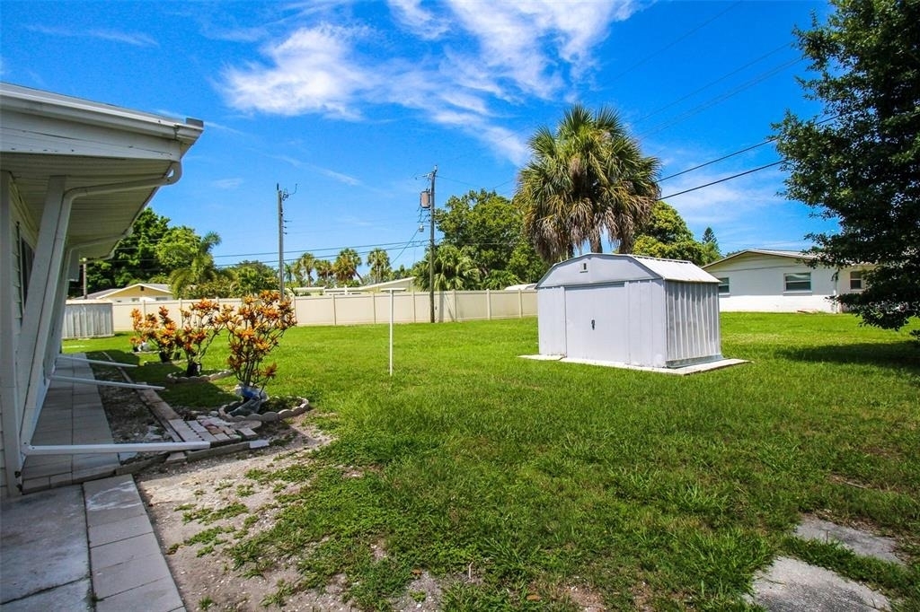 2521 Bismark Way - Photo 38