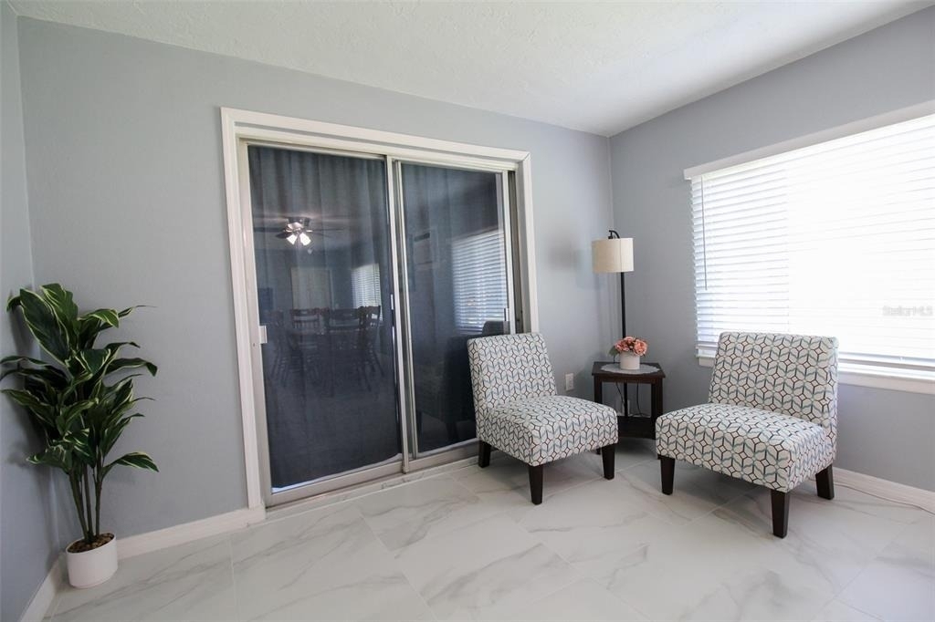 2521 Bismark Way - Photo 18