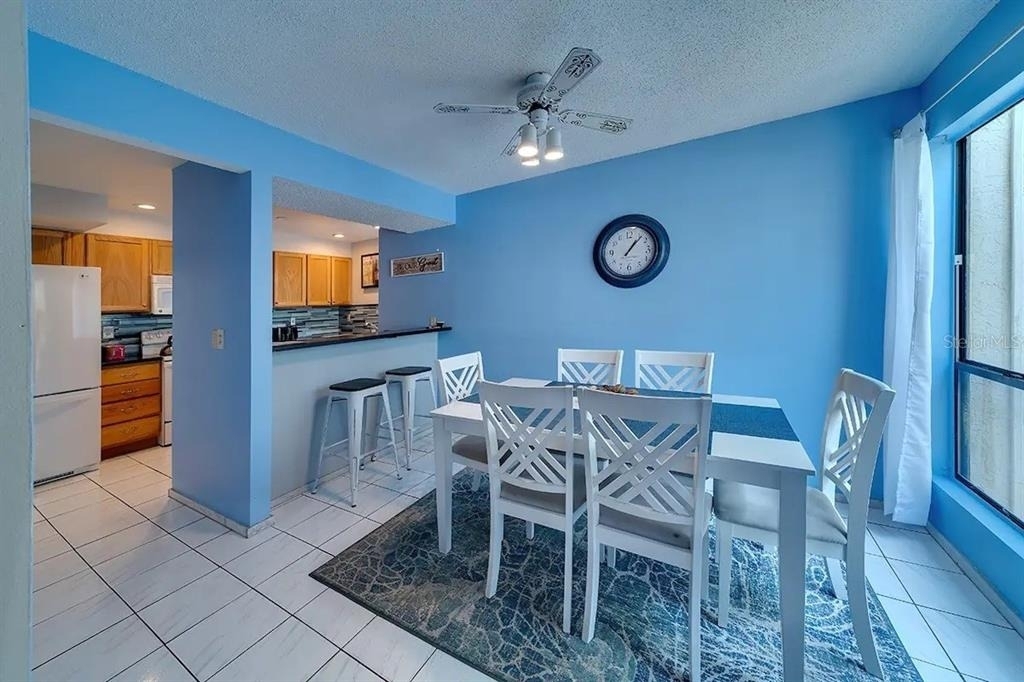 6157 Midnight Pass Road - Photo 2