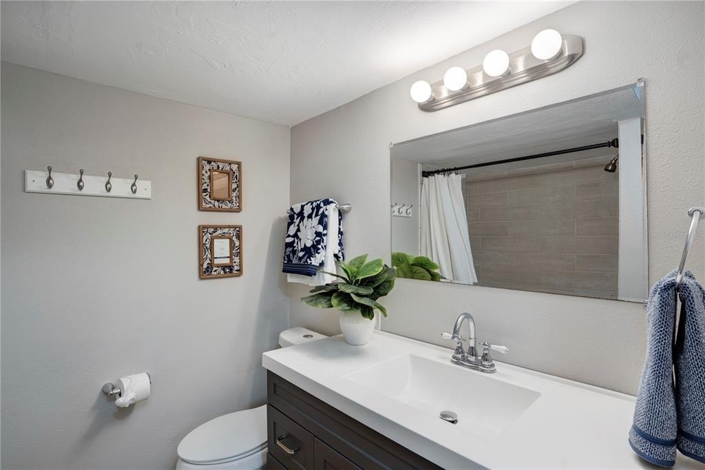 4705 Hollingsworth Avenue - Photo 12