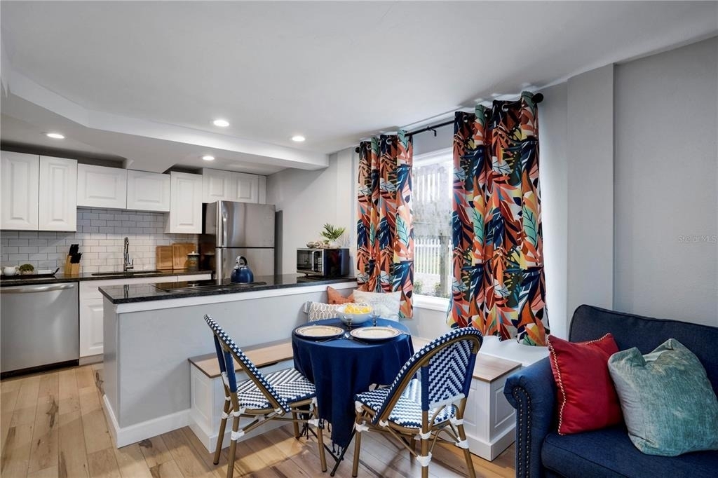 4705 Hollingsworth Avenue - Photo 0