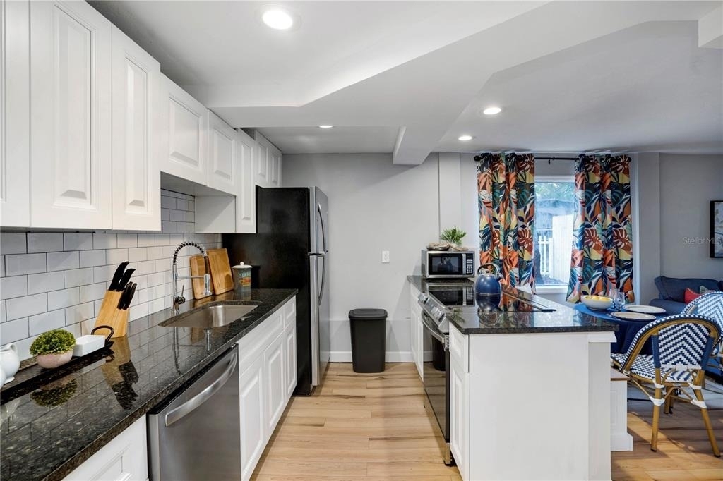 4705 Hollingsworth Avenue - Photo 1