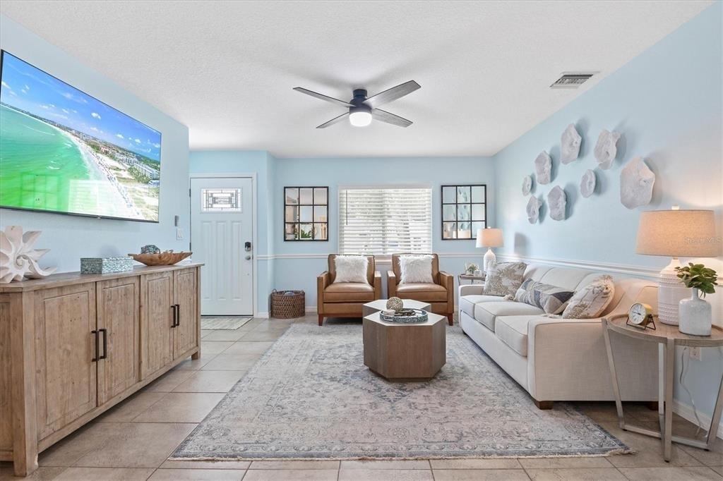 2729 Sydelle Street - Photo 3