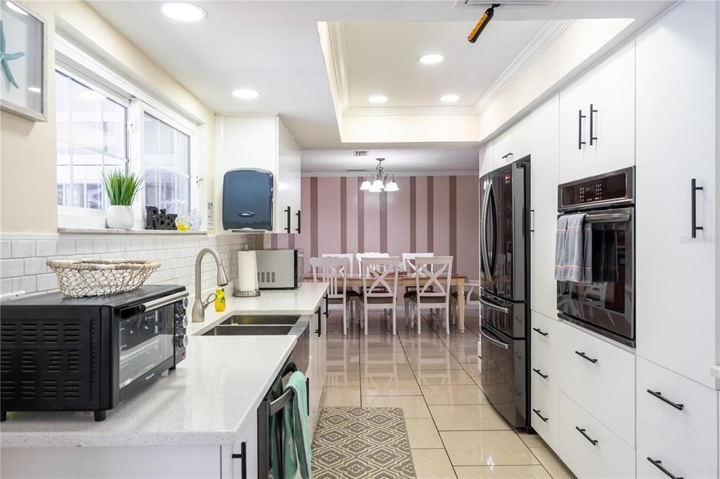 2140 Pinehurst Street - Photo 8