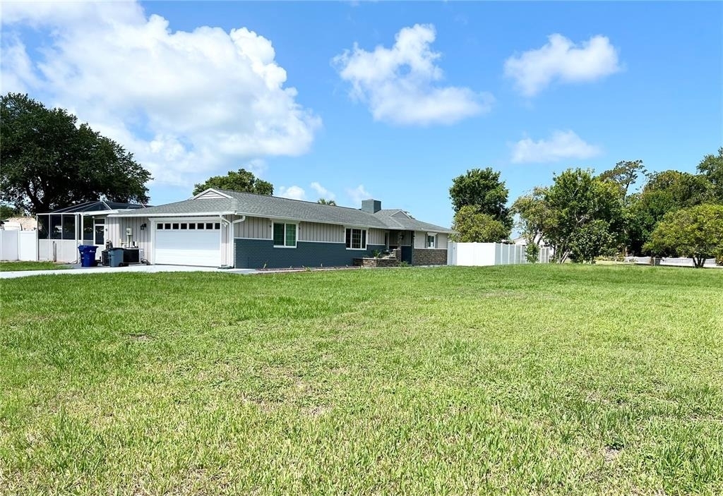2140 Pinehurst Street - Photo 0