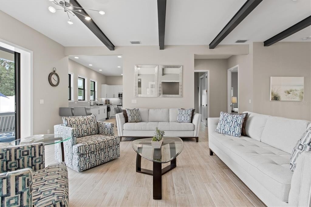 1905 Tulip Drive - Photo 10