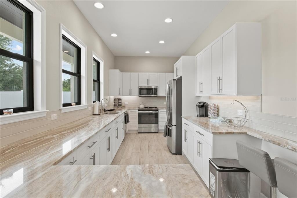 1905 Tulip Drive - Photo 14