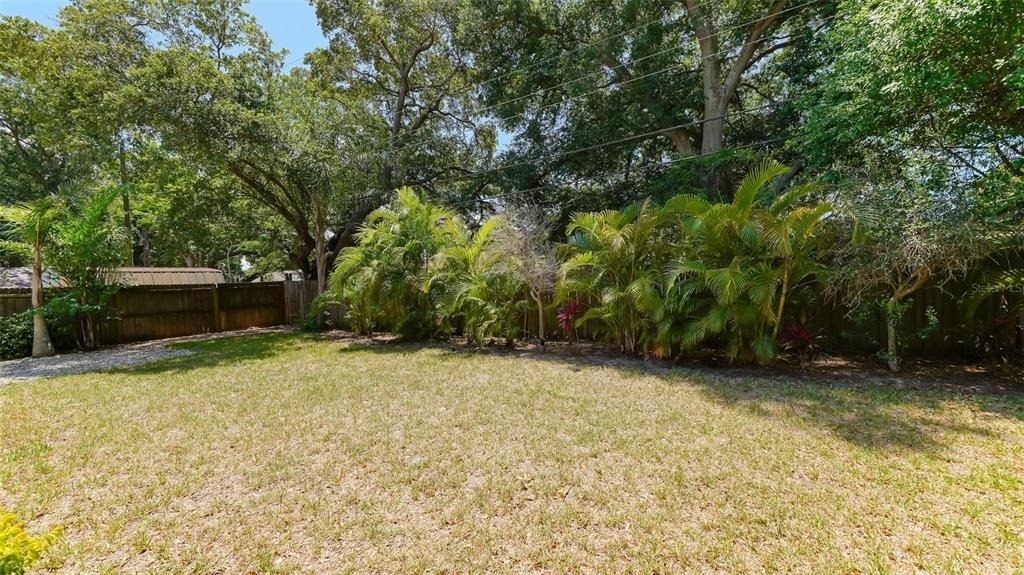 2520 Tami Sola Street - Photo 48