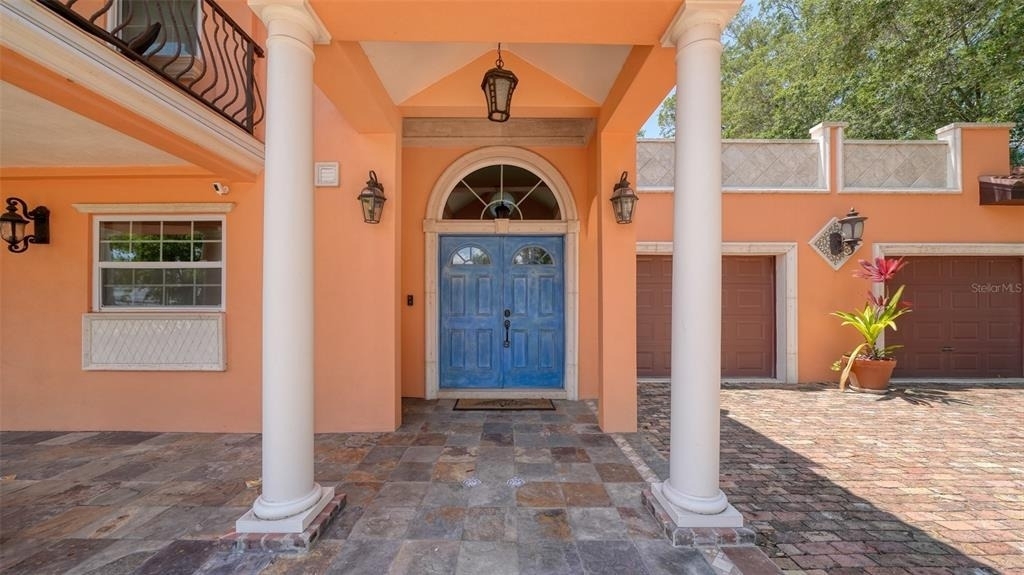2520 Tami Sola Street - Photo 4