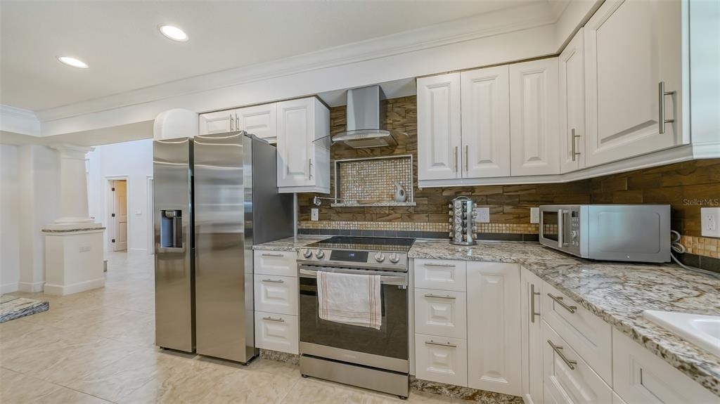 2520 Tami Sola Street - Photo 18