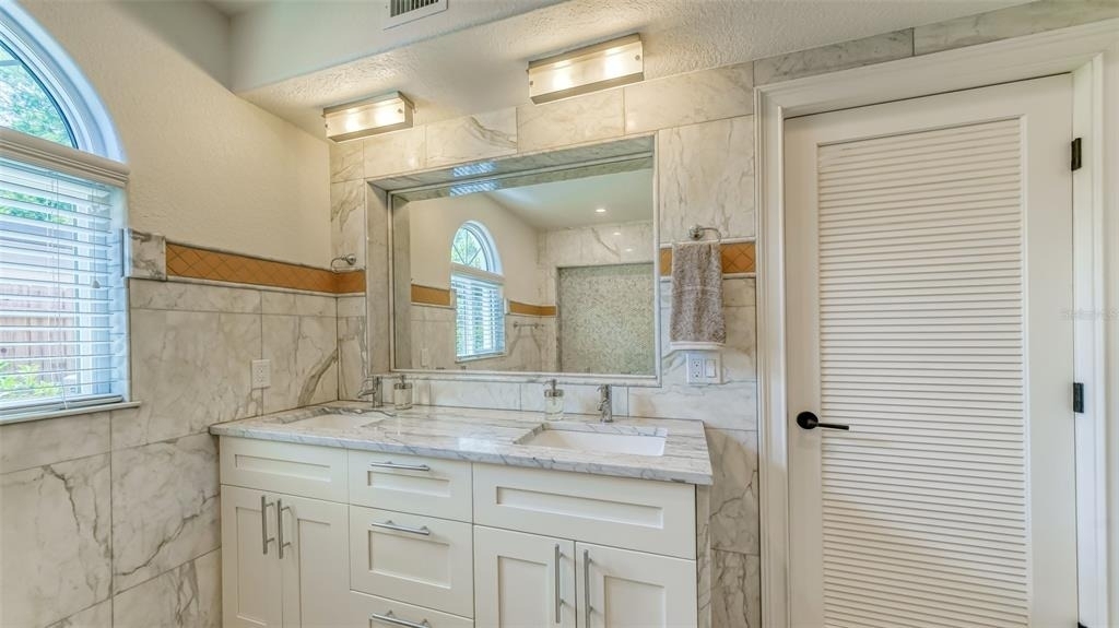 2520 Tami Sola Street - Photo 28