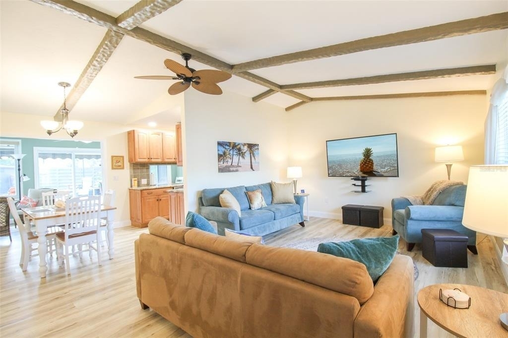 3852 Gatewood Drive - Photo 2