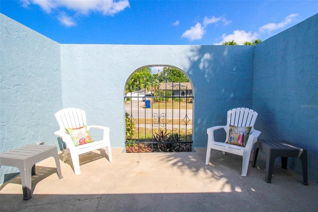 3852 Gatewood Drive - Photo 7