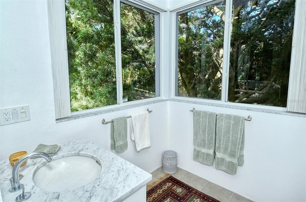 213 N Washington Drive - Photo 55