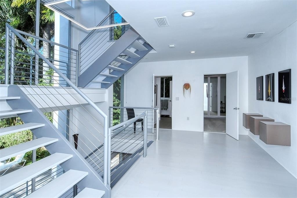 213 N Washington Drive - Photo 67