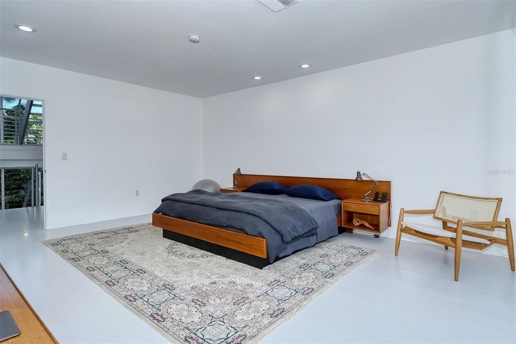 213 N Washington Drive - Photo 49