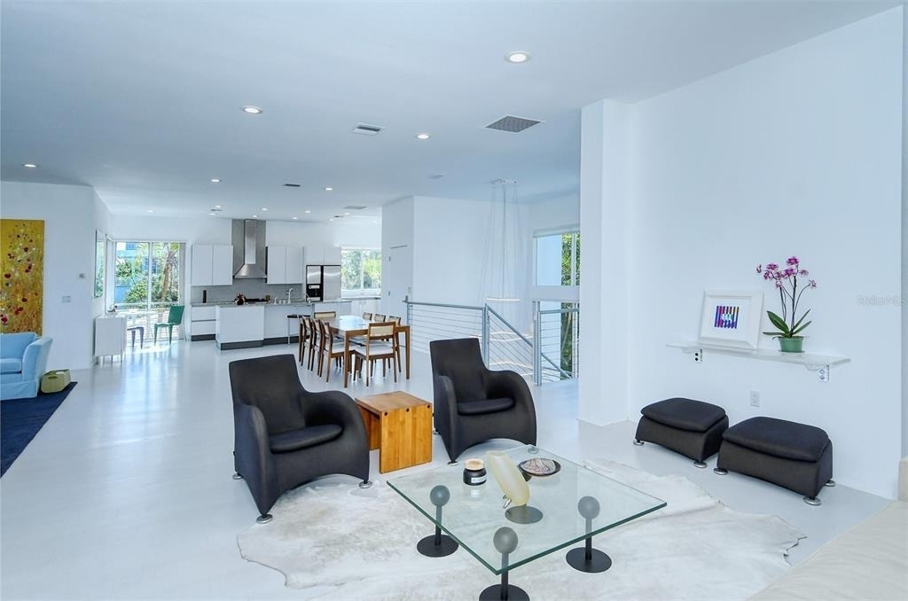 213 N Washington Drive - Photo 24