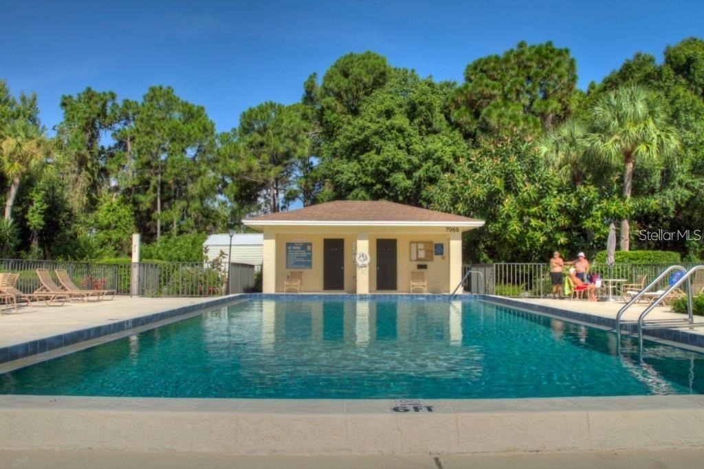 7062 W Country Club Drive N - Photo 18