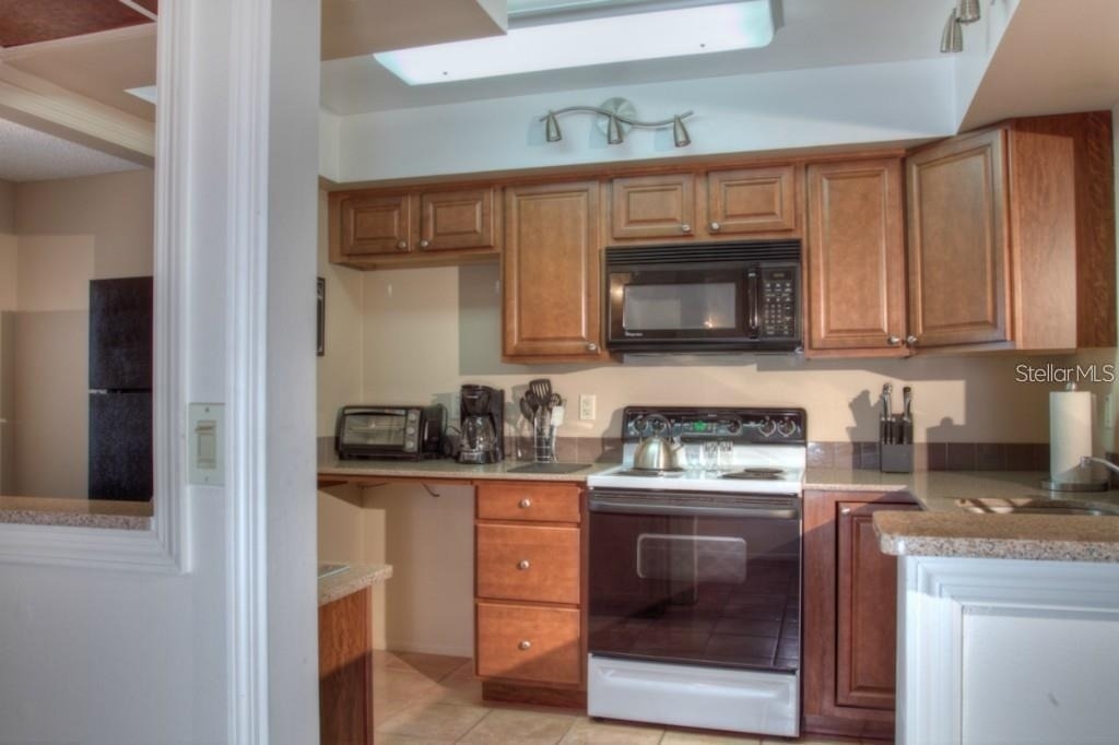 7062 W Country Club Drive N - Photo 9