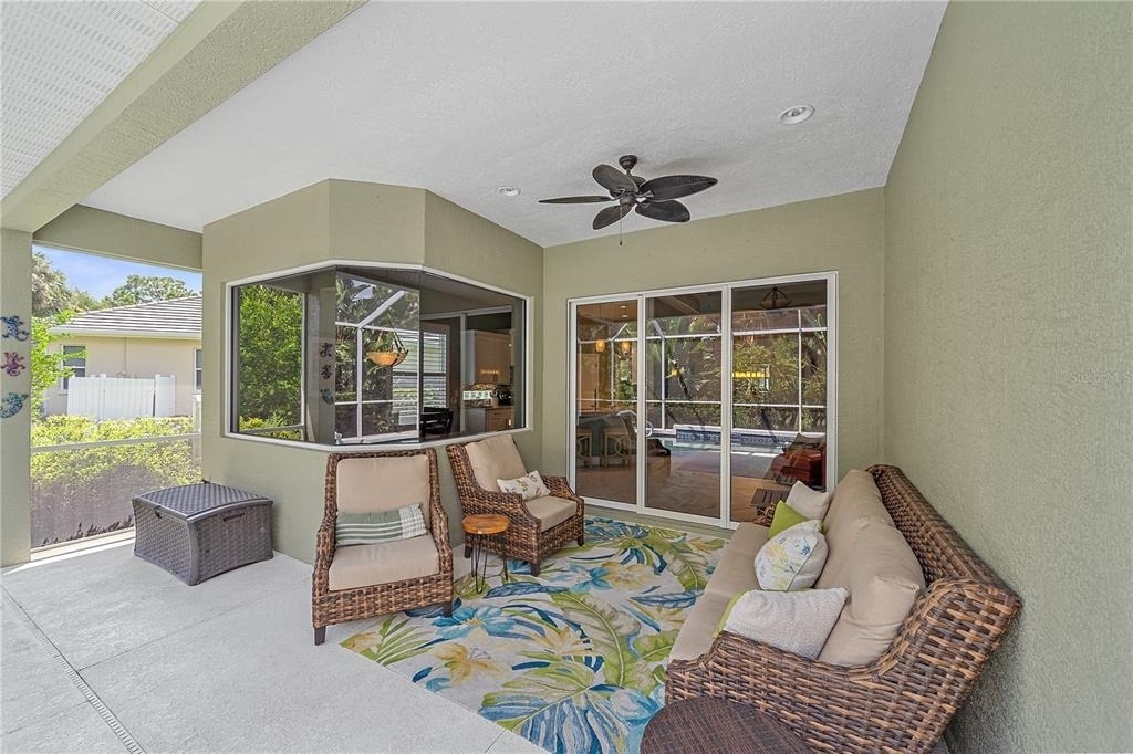 354 Melrose Court - Photo 36