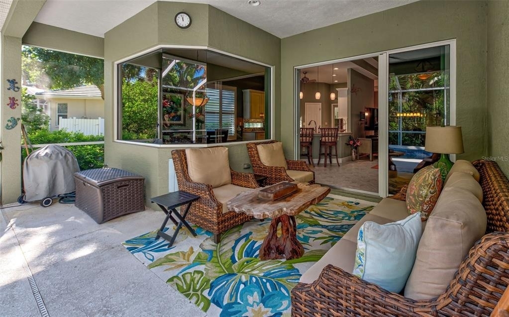 354 Melrose Court - Photo 35
