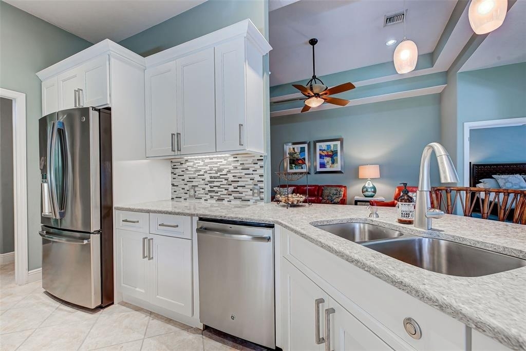 354 Melrose Court - Photo 17