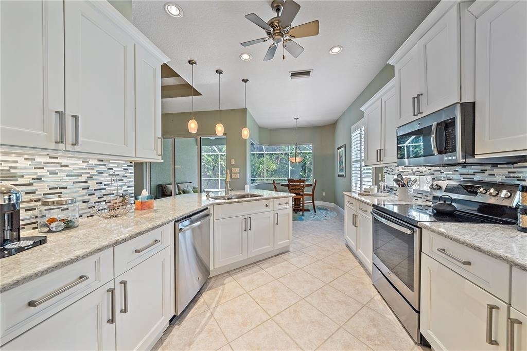 354 Melrose Court - Photo 18