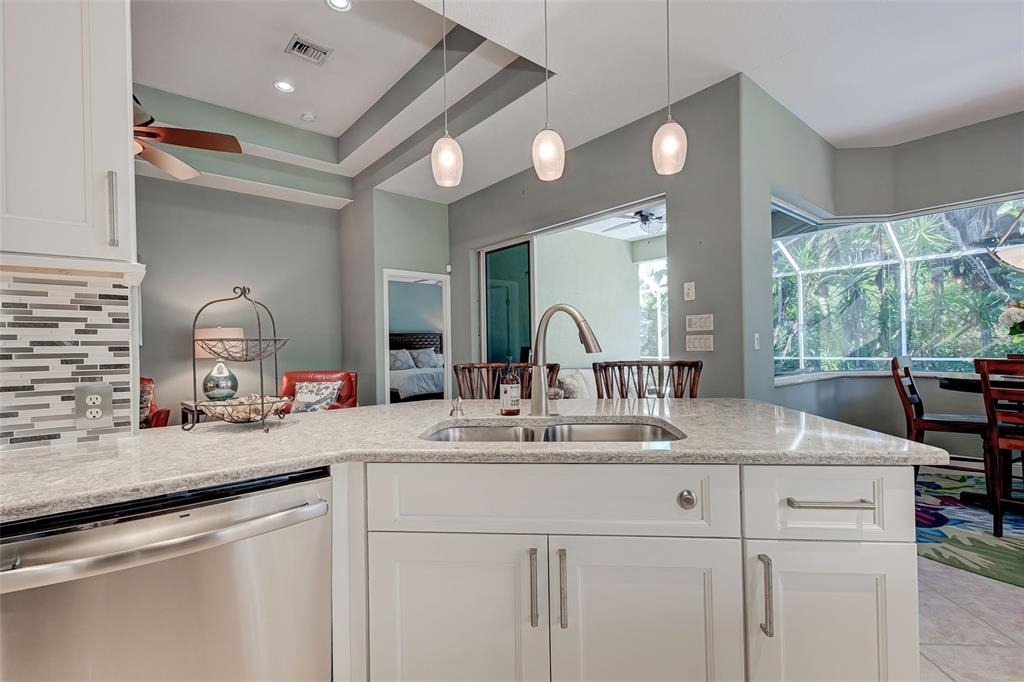 354 Melrose Court - Photo 12