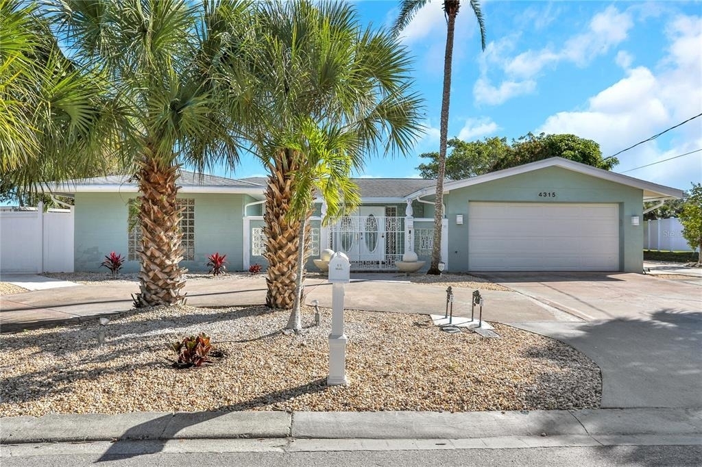 4315 Royal Palm Drive - Photo 39