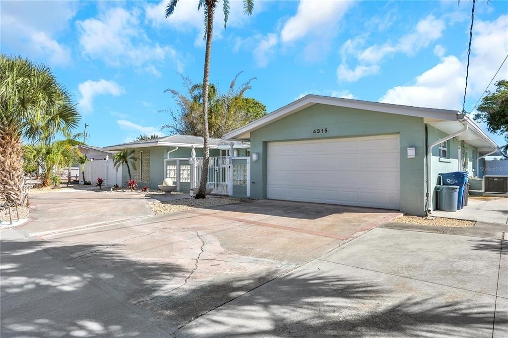 4315 Royal Palm Drive - Photo 37