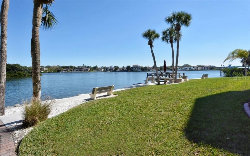 1250 N Portofino Drive - Photo 61