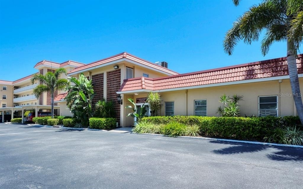 1250 N Portofino Drive - Photo 0