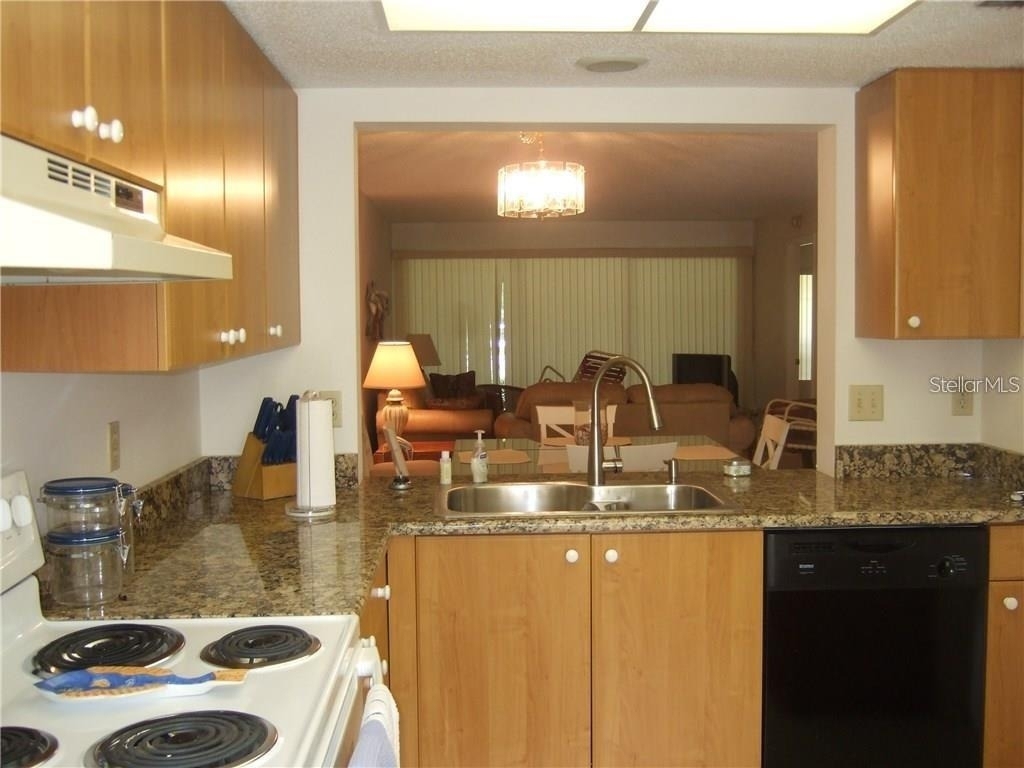 4397 Longmeadow - Photo 10