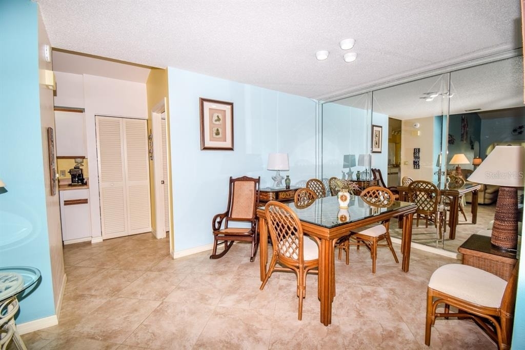 243 Southampton Lane - Photo 3